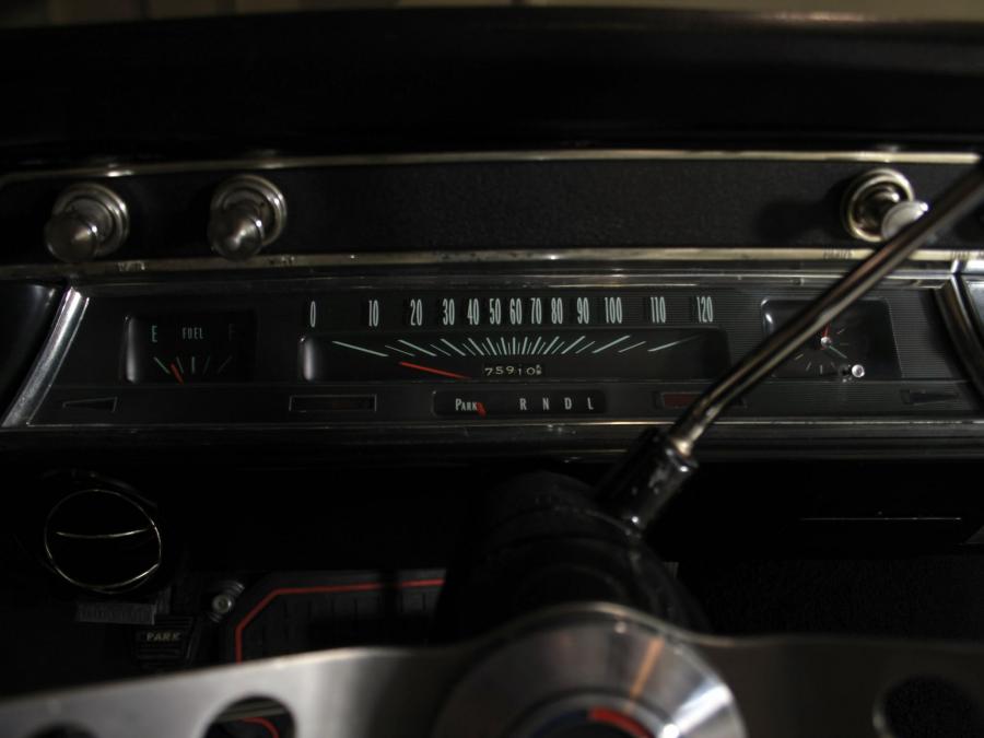  Chevrolet Chevelle SS 396 Hardtop Coupe 1966 года  (фото 12 из 14)